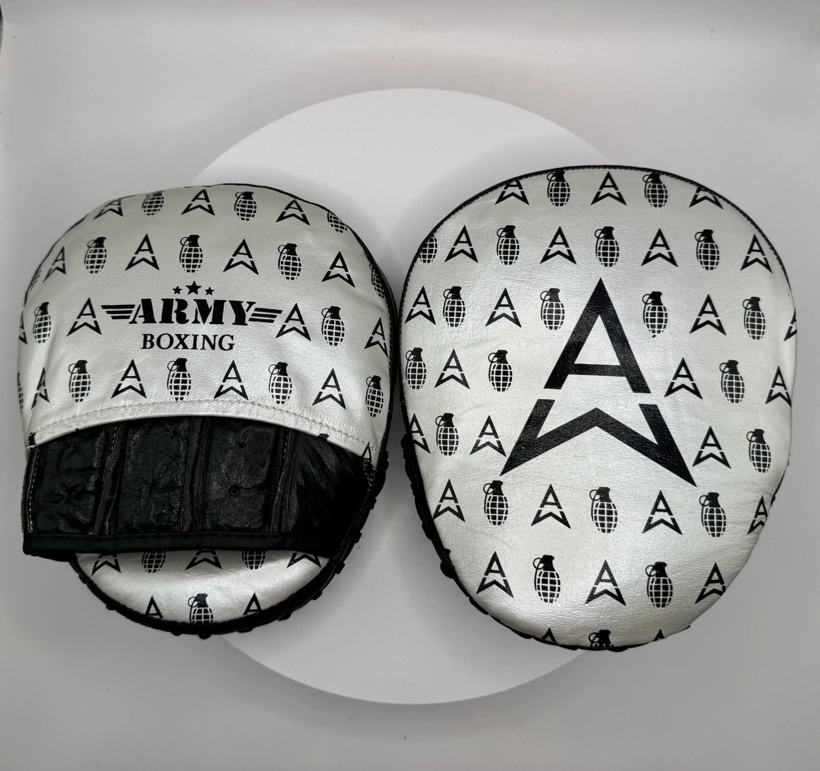 Manoplas GR - Army War Boxing